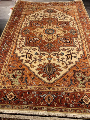 SUPER INDO SERAPI HAND KNOTTED WOOL HERIZ 4’ x 6’ 1” SKU# C23125